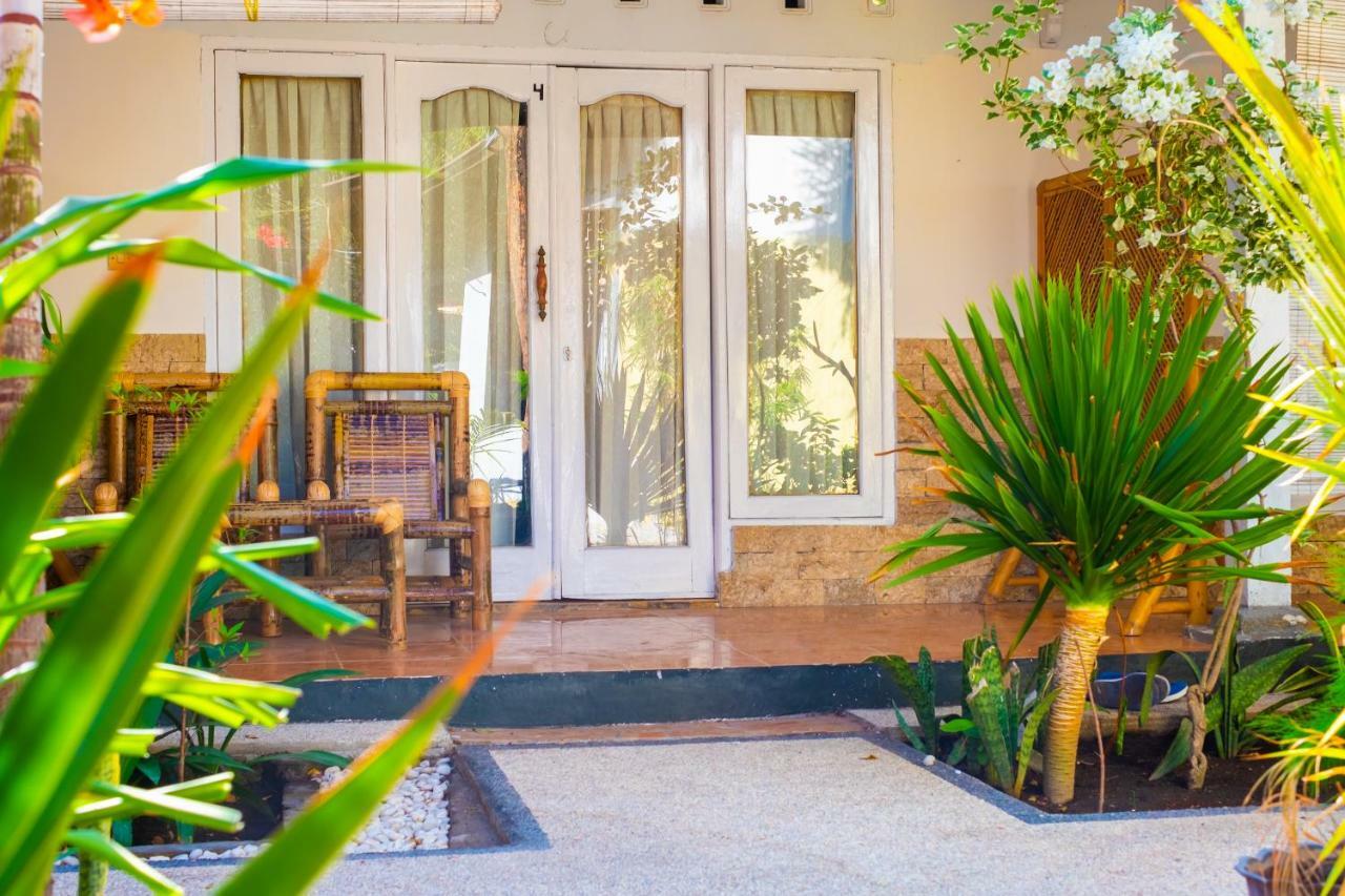 Hotel Oyo 1373 Chili Gili Gili Trawangan Exterior foto