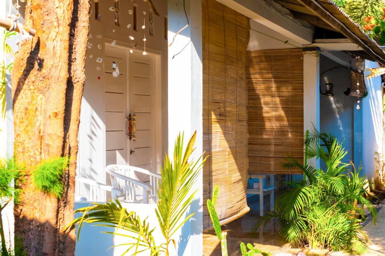 Hotel Oyo 1373 Chili Gili Gili Trawangan Exterior foto